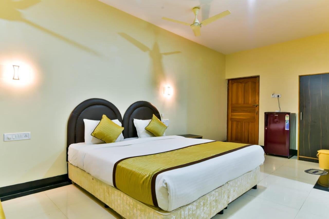 Baga Fantacia Beach Inn Calangute Dış mekan fotoğraf