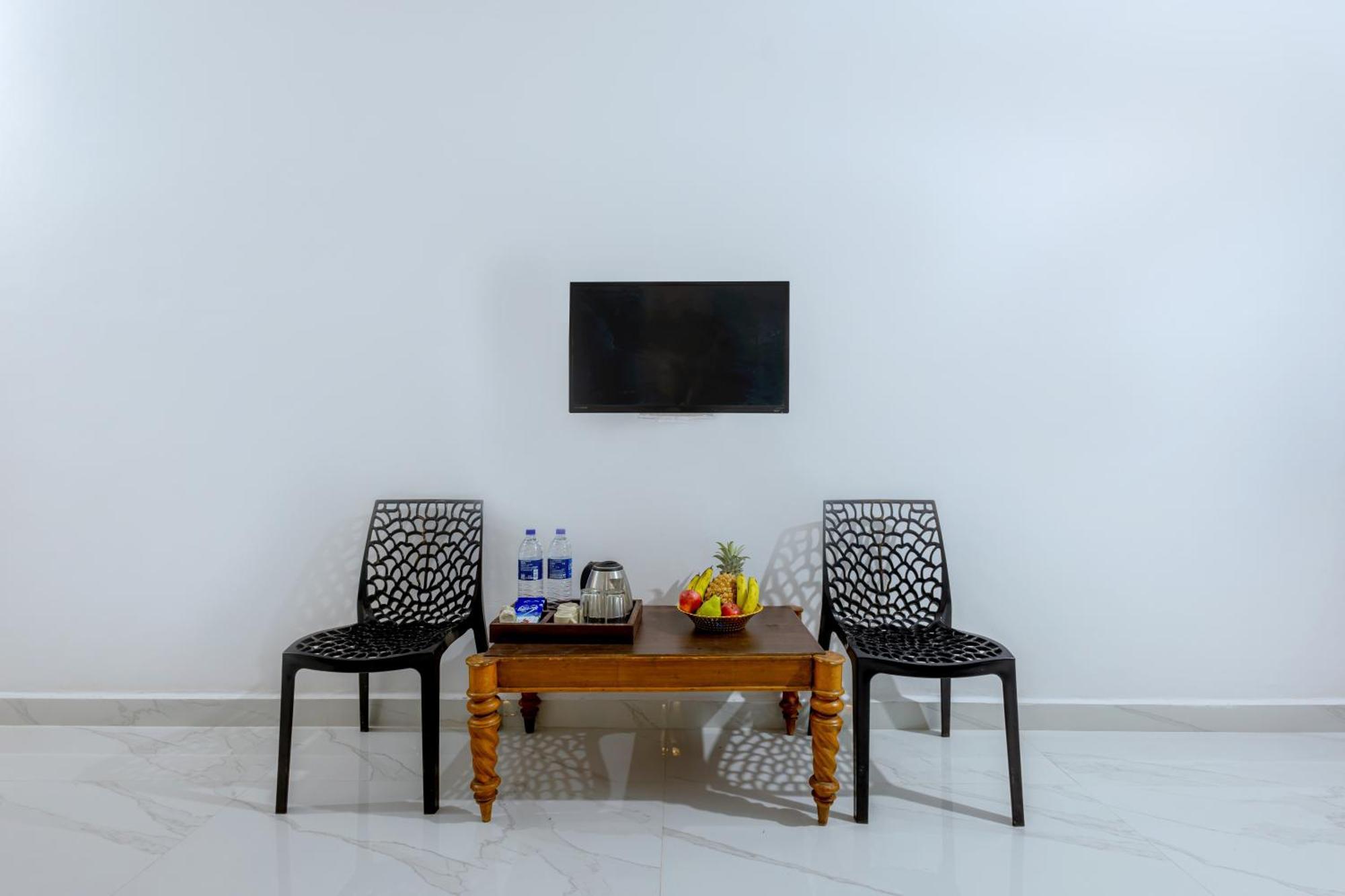 Baga Fantacia Beach Inn Calangute Oda fotoğraf